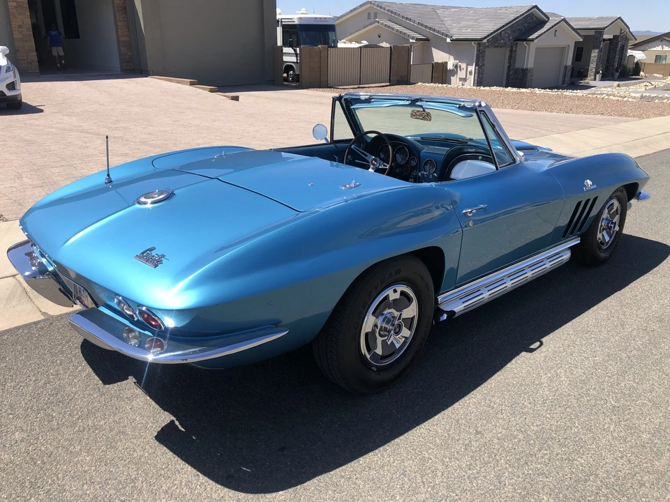 1966 Chevrolet Corvette C2 - Image 9 of 31