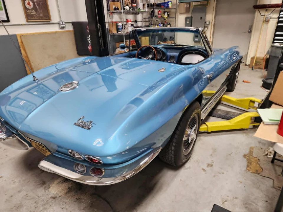 1966 Chevrolet Corvette C2 - Image 13 of 31