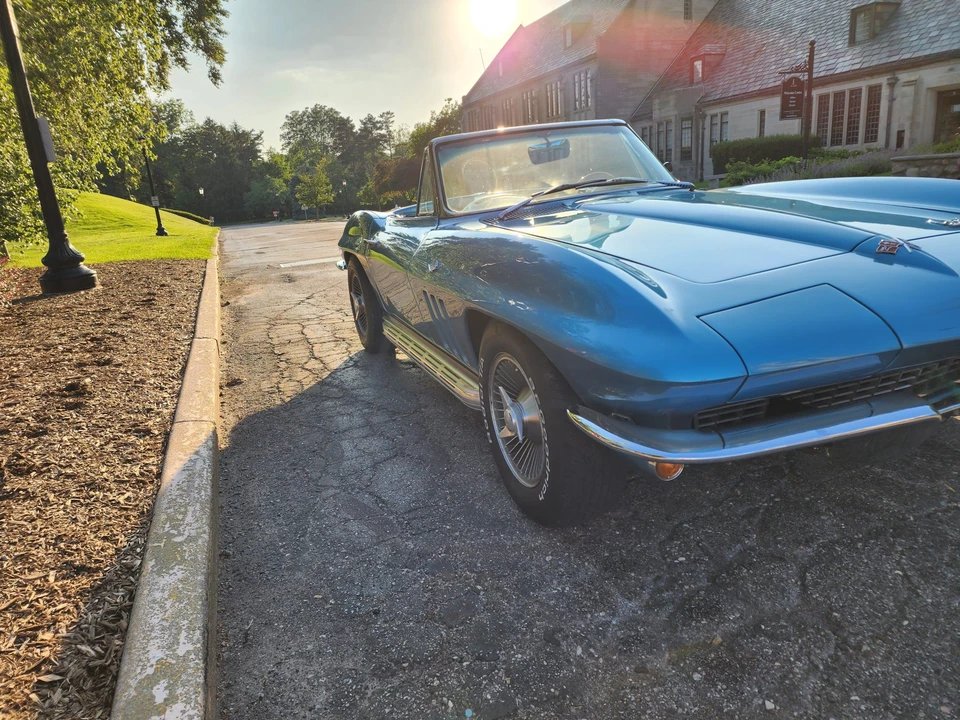 1966 Chevrolet Corvette C2 - Image 28 of 31