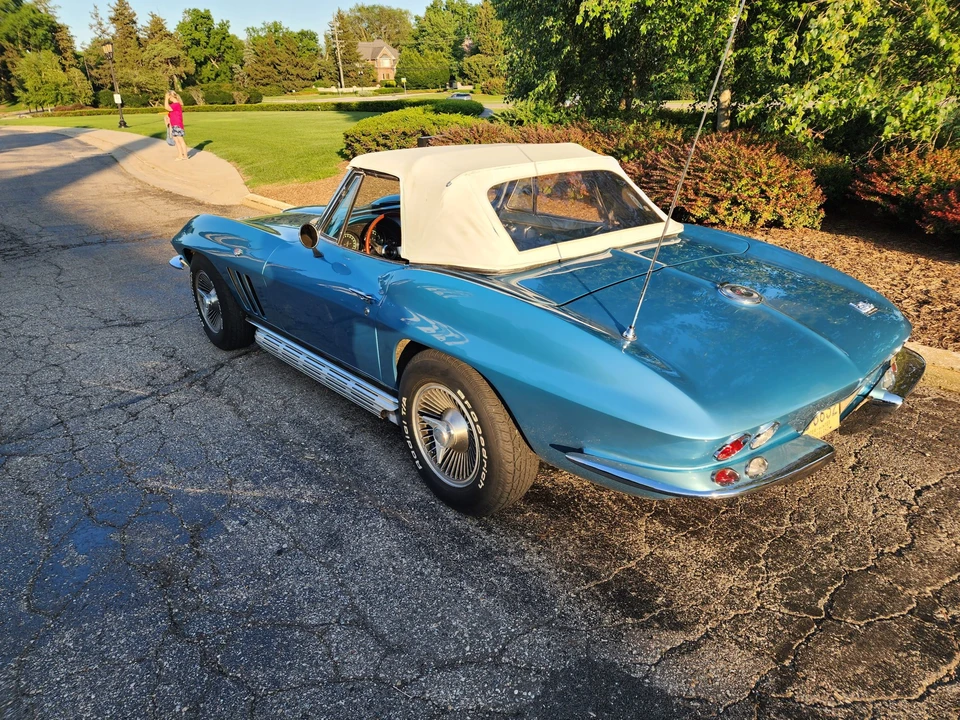 1966 Chevrolet Corvette C2 - Image 6 of 31