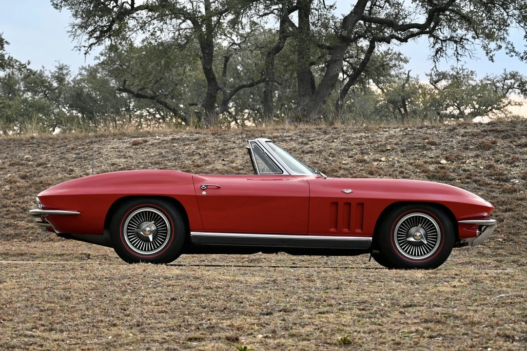 1966 Chevrolet Corvette C2 - Image 8 of 31