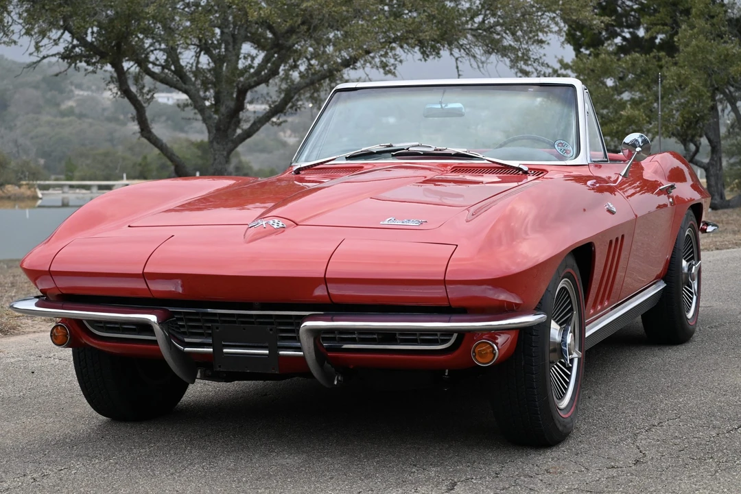 1966 Chevrolet Corvette C2 - Image 2 of 31