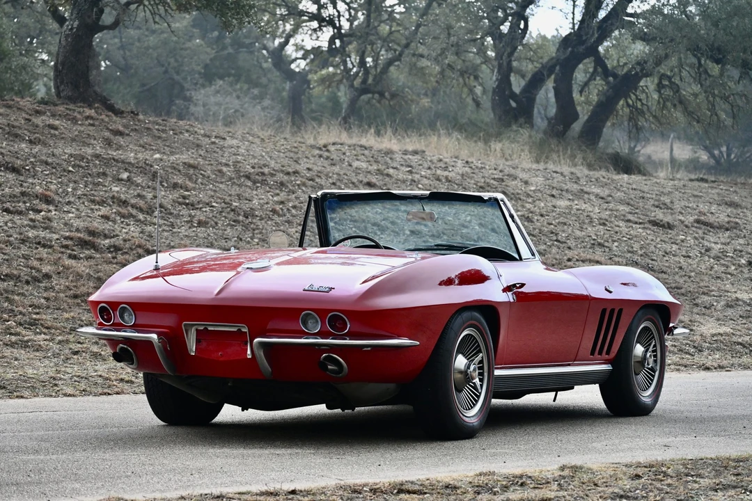 1966 Chevrolet Corvette C2 - Image 7 of 31
