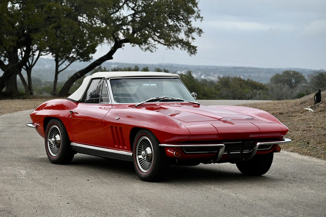 1966 Chevrolet Corvette C2 - Image 17 of 31