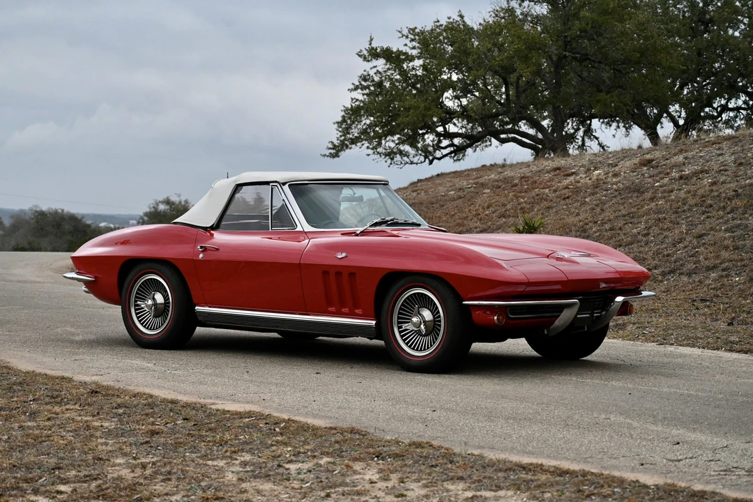 1966 Chevrolet Corvette C2 - Image 16 of 31