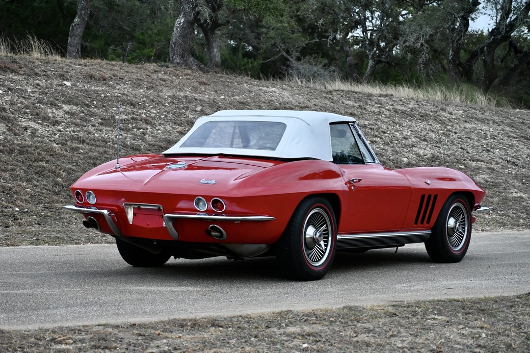1966 Chevrolet Corvette C2 - Image 14 of 31