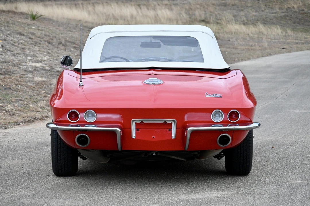1966 Chevrolet Corvette C2 - Image 13 of 31