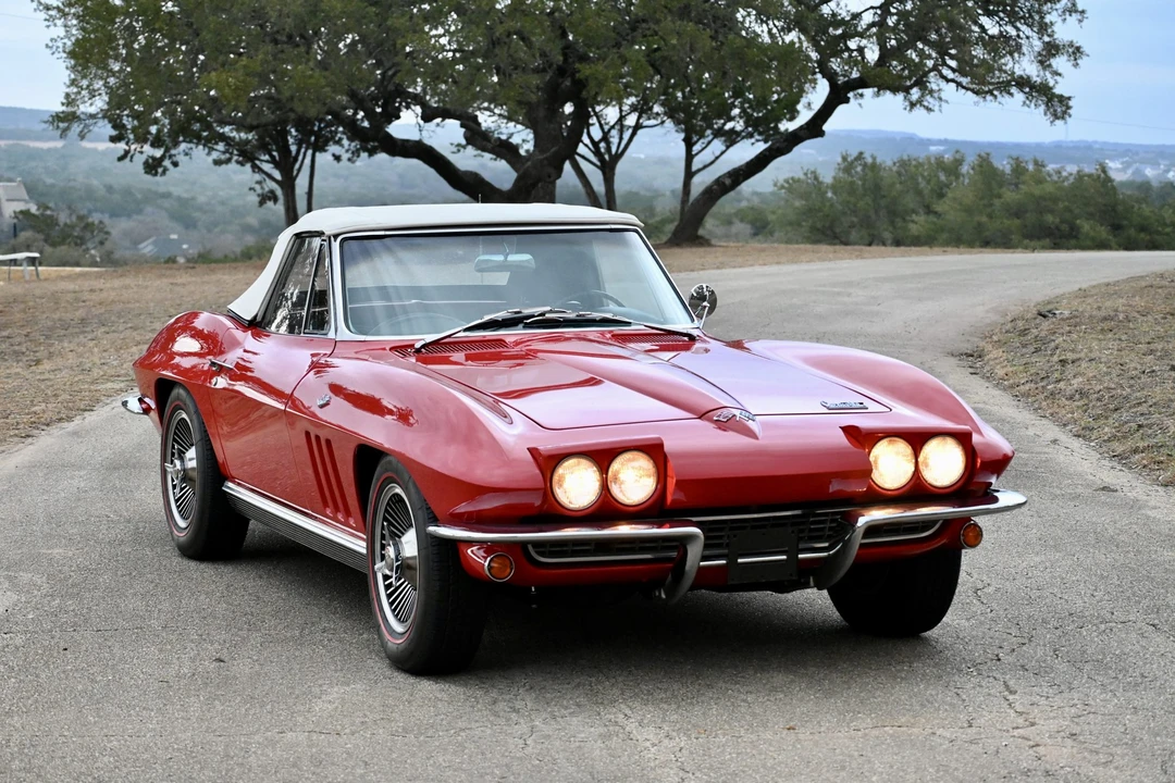 1966 Chevrolet Corvette C2 - Image 18 of 31