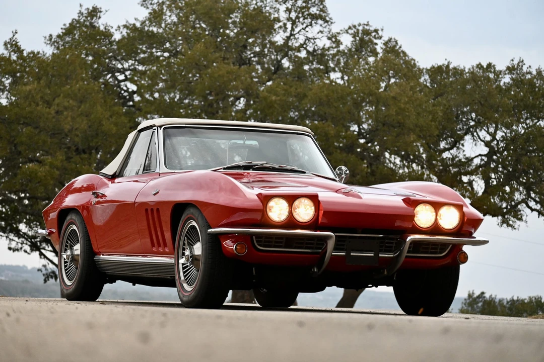 1966 Chevrolet Corvette C2 - Image 19 of 31