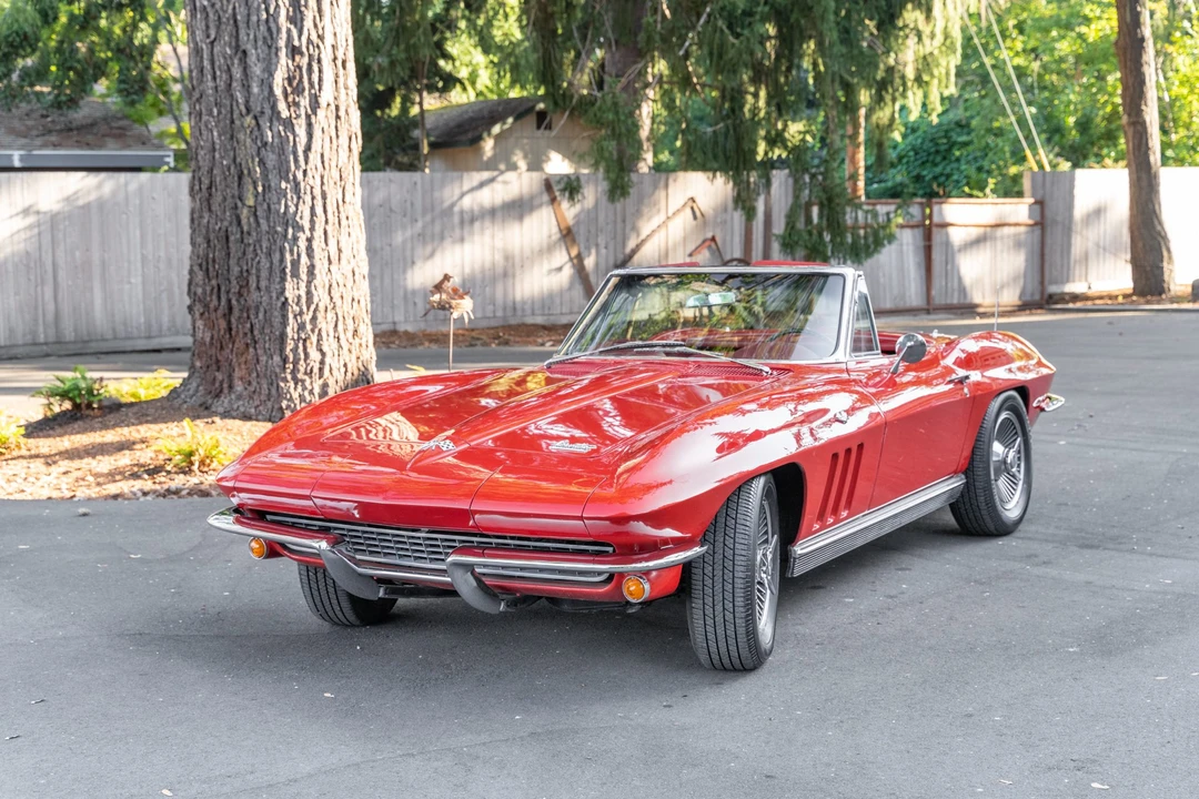 1966 Chevrolet Corvette C2 - Image 10 of 31