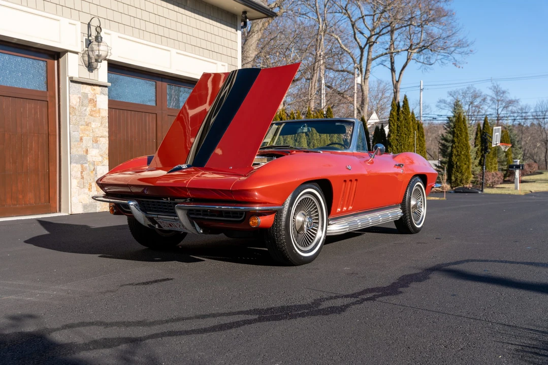 1966 Chevrolet Corvette C2 - Image 22 of 31