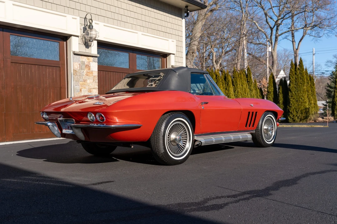 1966 Chevrolet Corvette C2 - Image 18 of 31