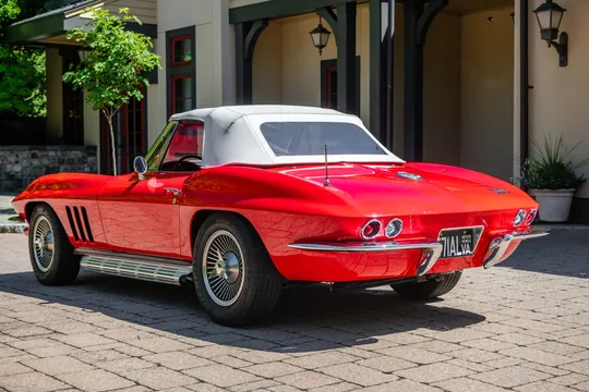 1966 Chevrolet Corvette C2 - Image 4 of 31