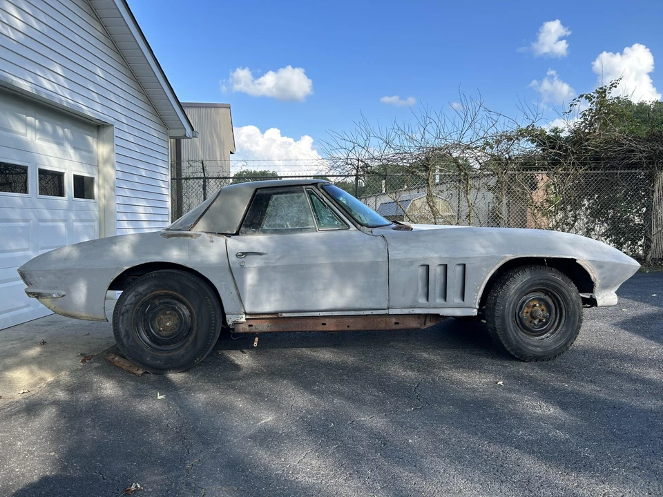 1966 Chevrolet Corvette C2 - Image 9 of 31