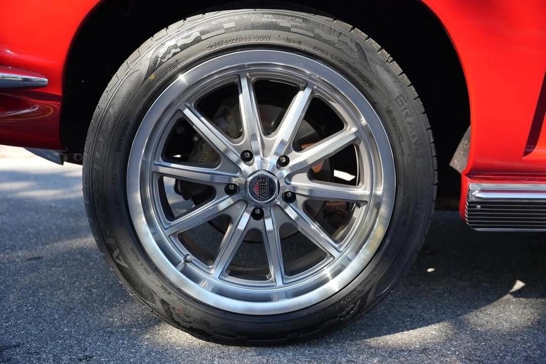 1966 Chevrolet Corvette C2 - Image 27 of 31