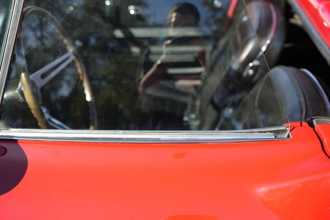 1966 Chevrolet Corvette C2 - Image 14 of 21