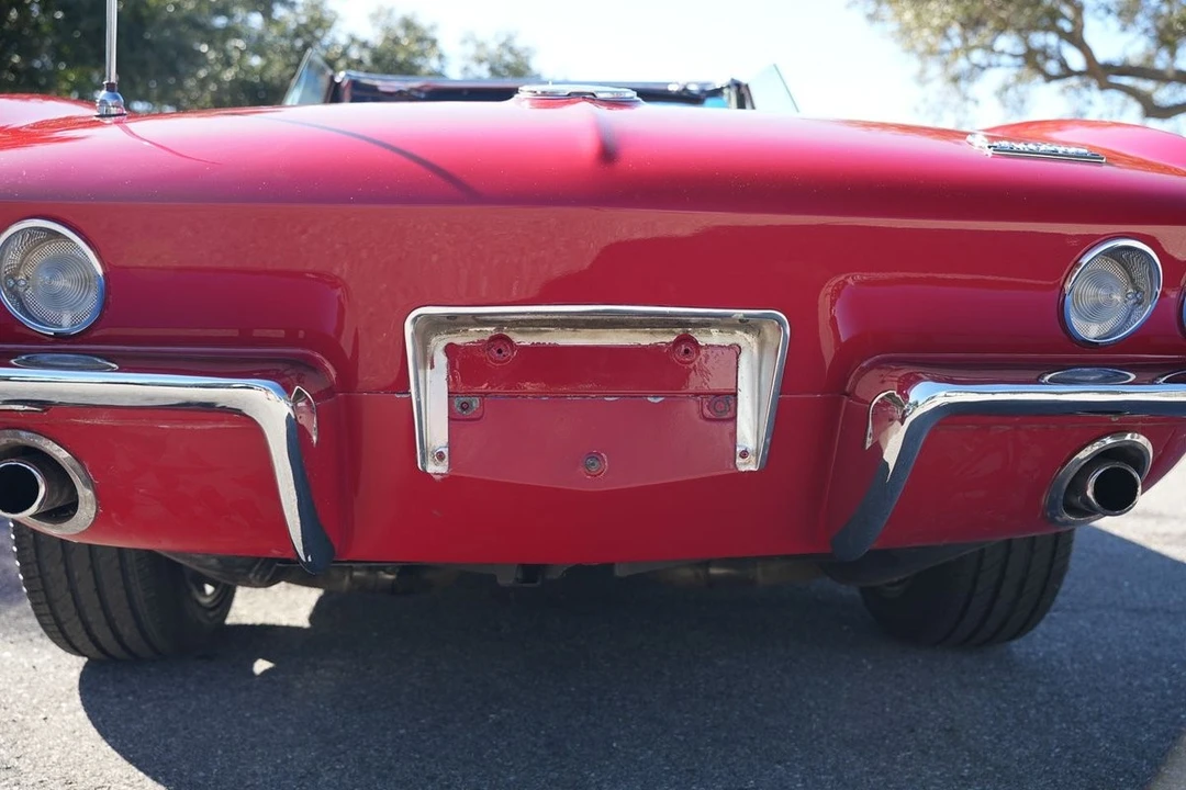 1966 Chevrolet Corvette C2 - Image 25 of 31