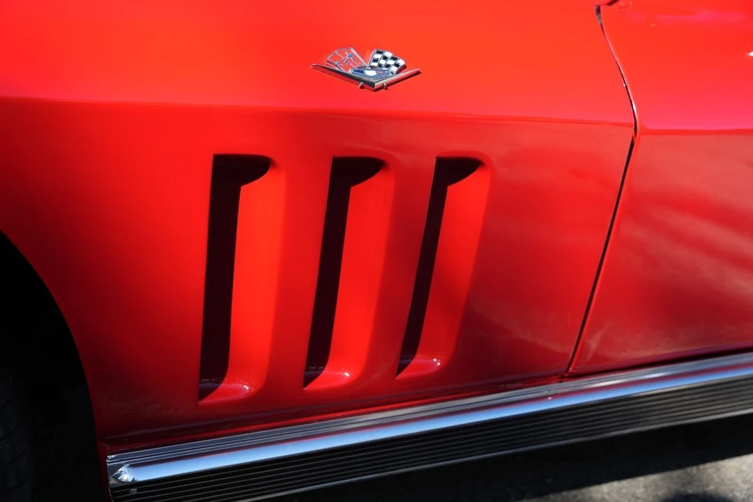 1966 Chevrolet Corvette C2 - Image 20 of 31