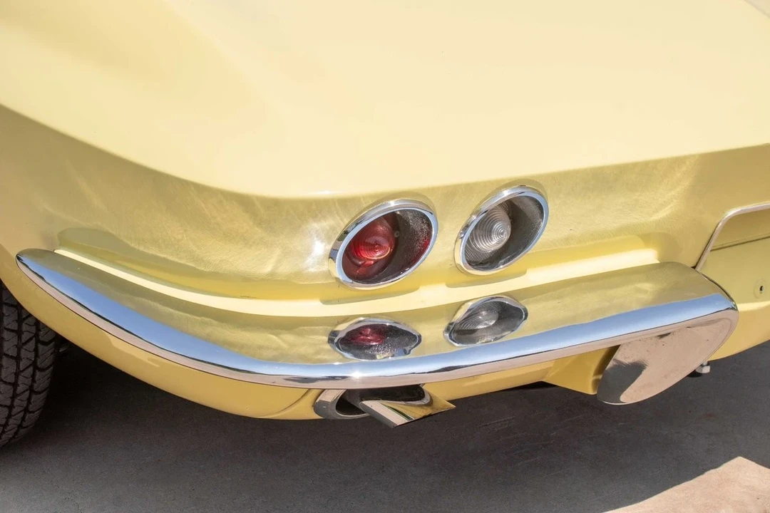 1966 Chevrolet Corvette C2 - Image 8 of 21