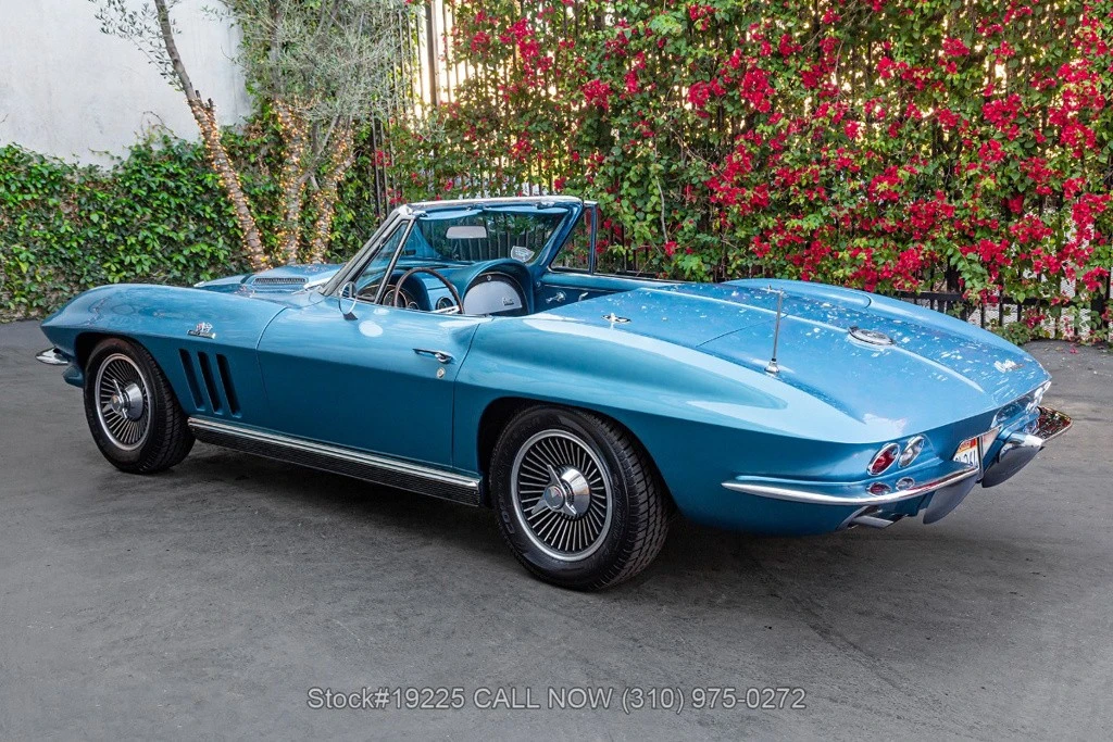 1966 Chevrolet Corvette C2 - Image 8 of 12