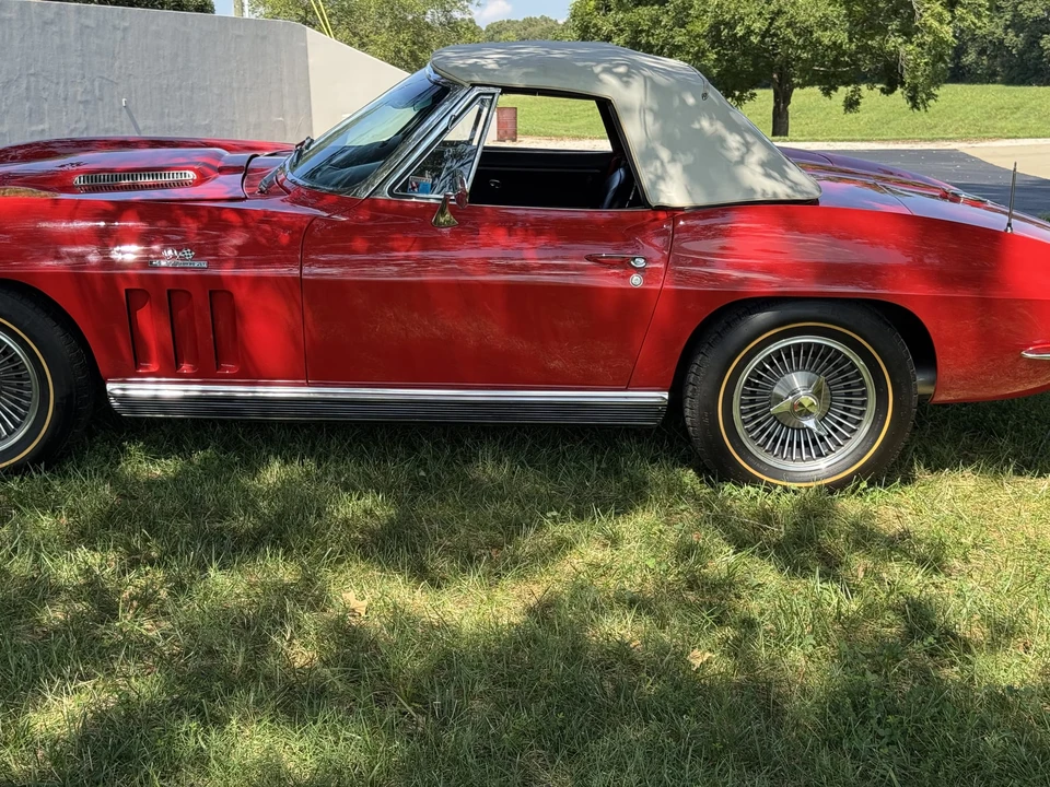 1966 Chevrolet Corvette C2 427 - Image 24 of 31