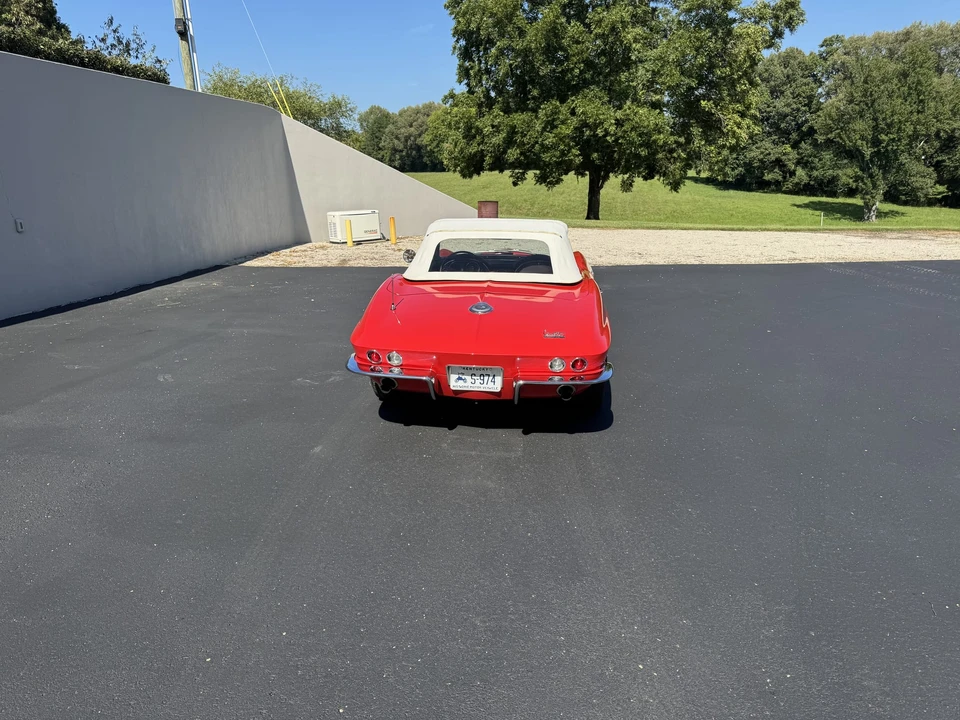 1966 Chevrolet Corvette C2 427 - Image 17 of 31