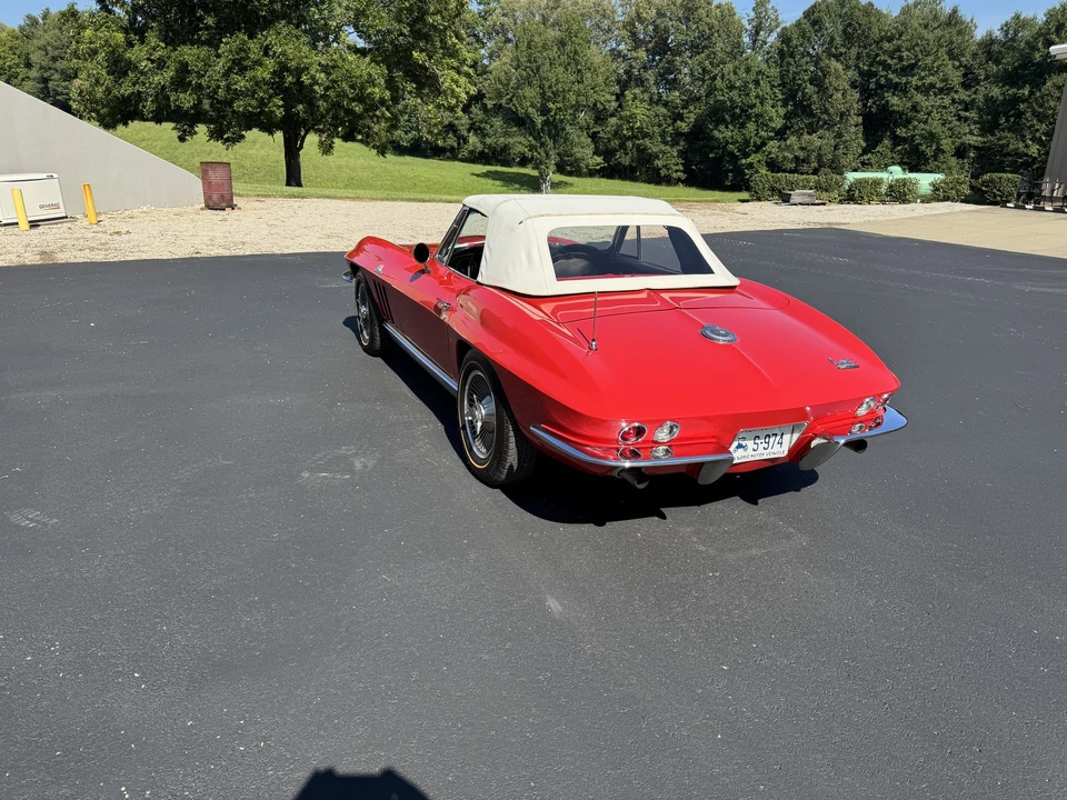 1966 Chevrolet Corvette C2 427 - Image 18 of 31