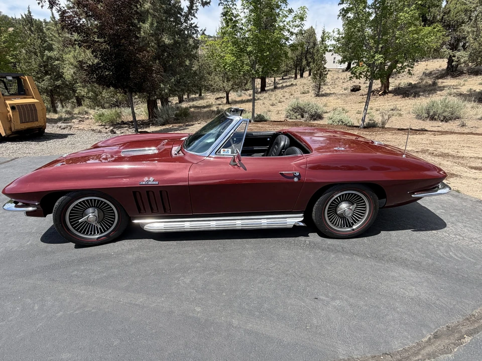1966 Chevrolet Corvette C2 427 - Image 10 of 31