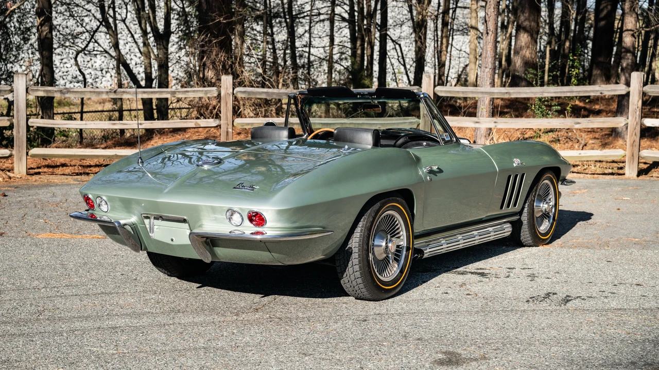 1966 Chevrolet Corvette C2 - Image 5 of 31