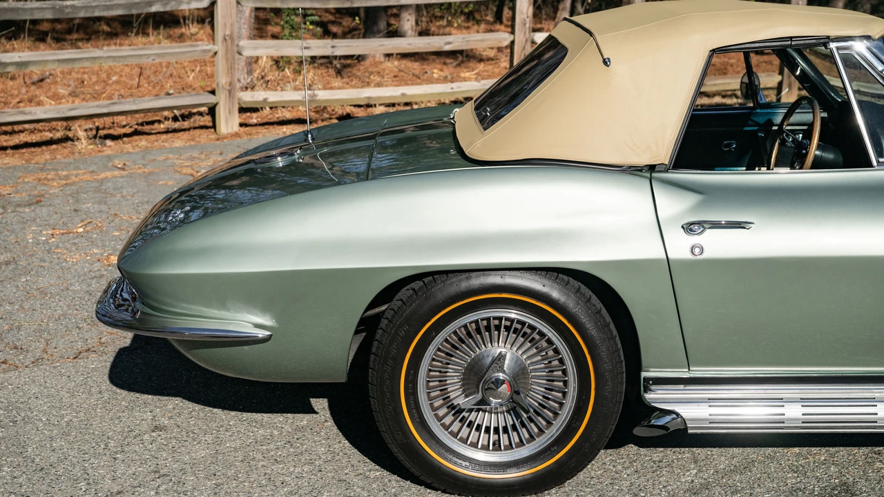 1966 Chevrolet Corvette C2 - Image 21 of 31