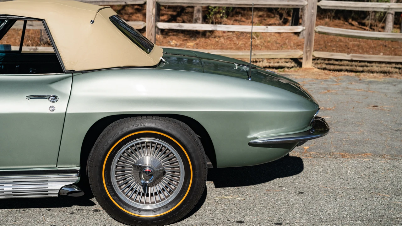 1966 Chevrolet Corvette C2 - Image 20 of 31