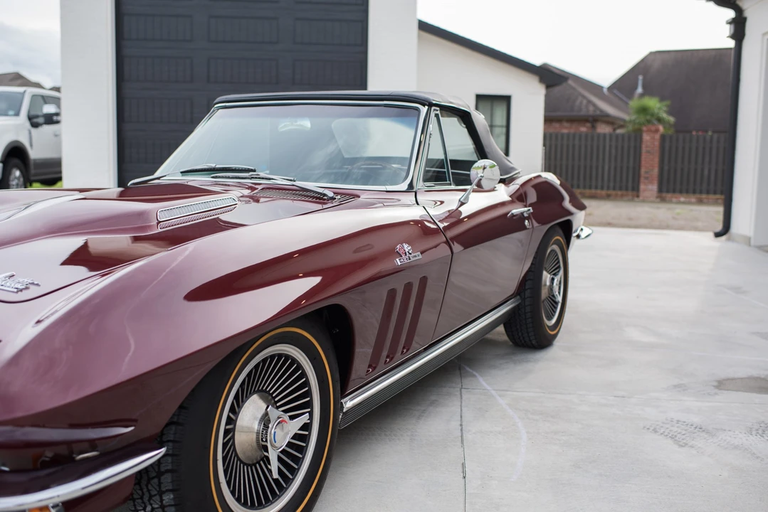 1966 Chevrolet Corvette C2 - Image 28 of 31