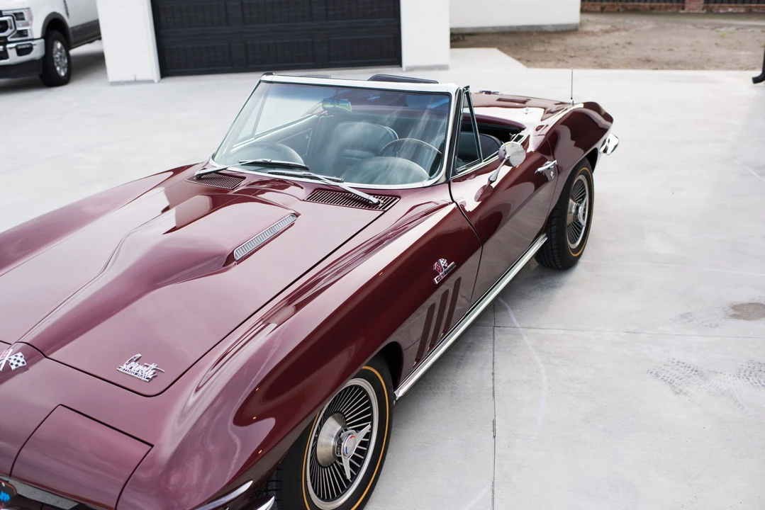 1966 Chevrolet Corvette C2 - Image 12 of 31