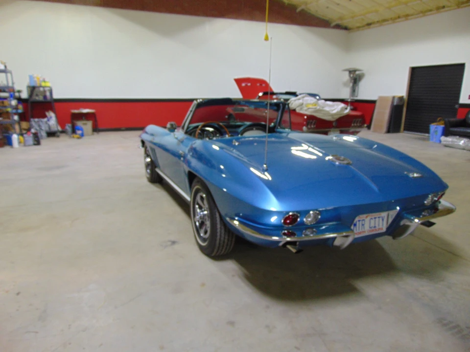 1966 Chevrolet Corvette C2 - Image 18 of 31