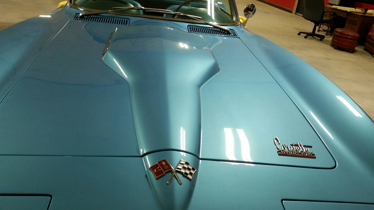 1966 Chevrolet Corvette C2 - Image 28 of 31