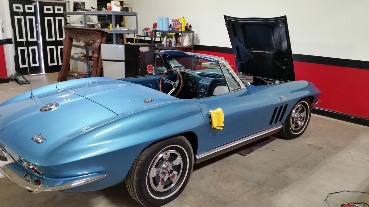1966 Chevrolet Corvette C2 - Image 21 of 31