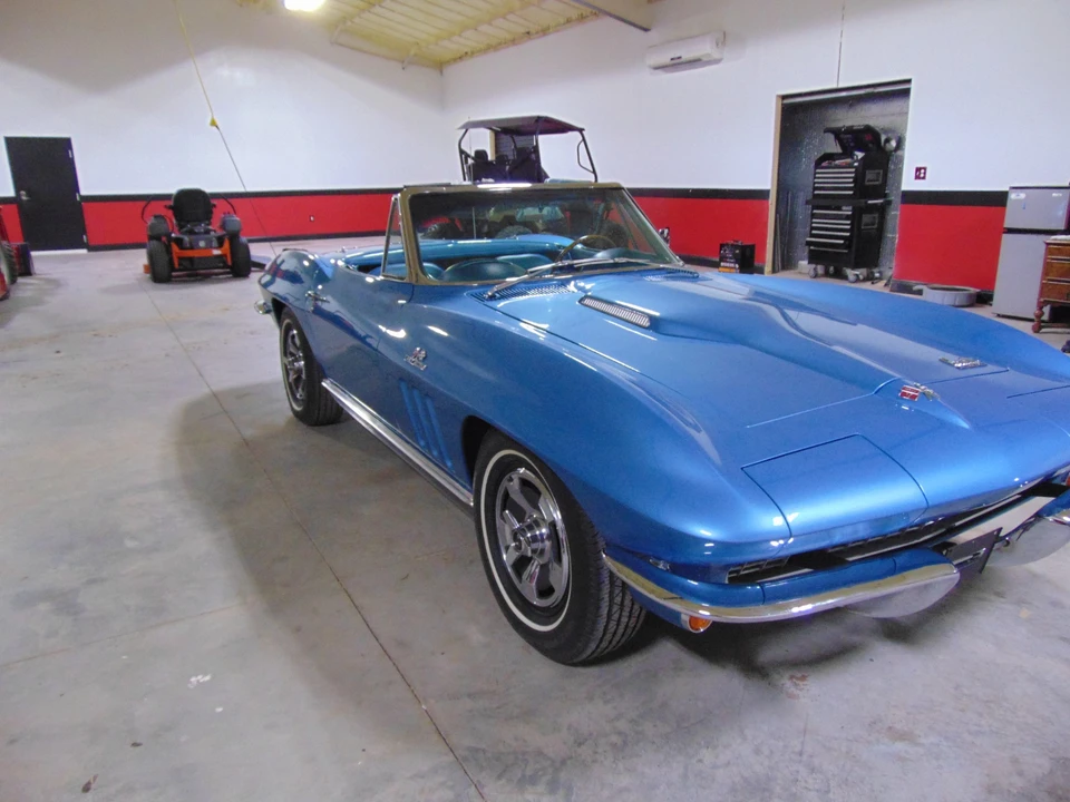 1966 Chevrolet Corvette C2 - Image 23 of 31
