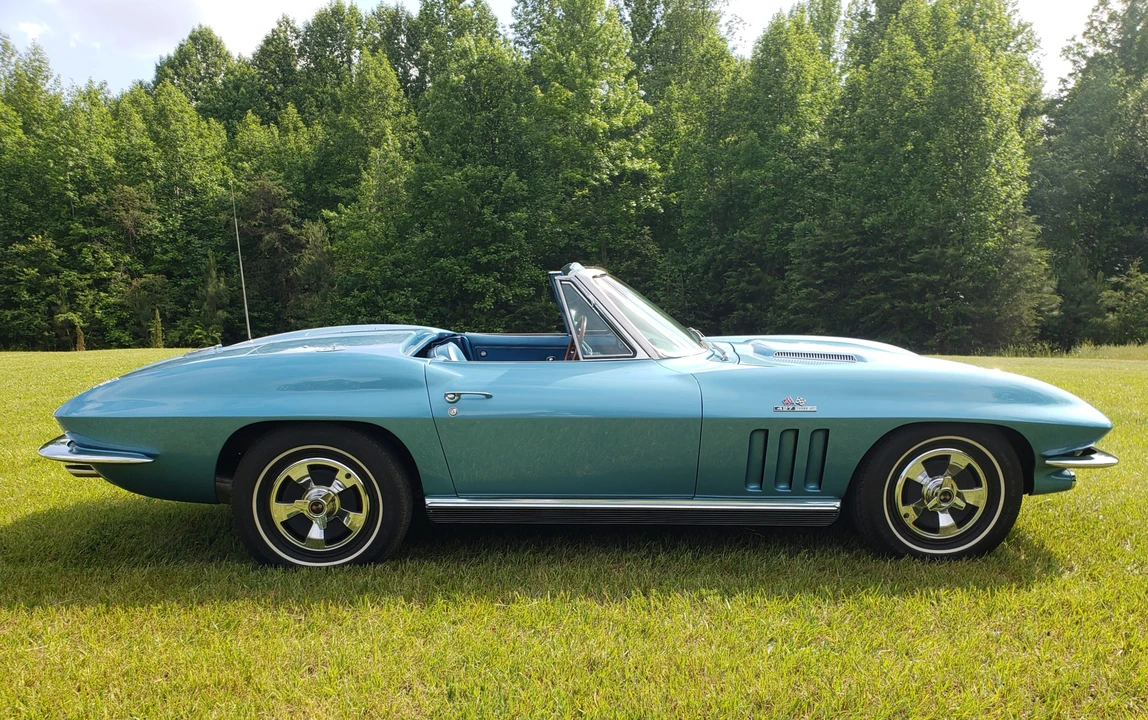 1966 Chevrolet Corvette C2 - Image 4 of 31