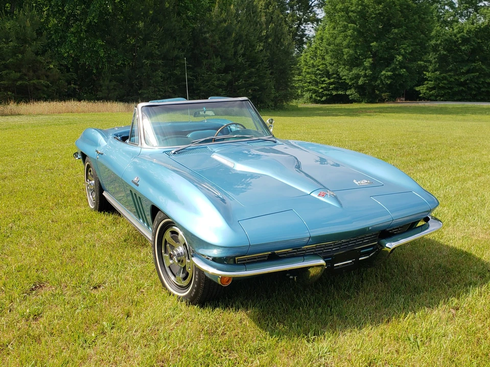 1966 Chevrolet Corvette C2 - Image 2 of 31
