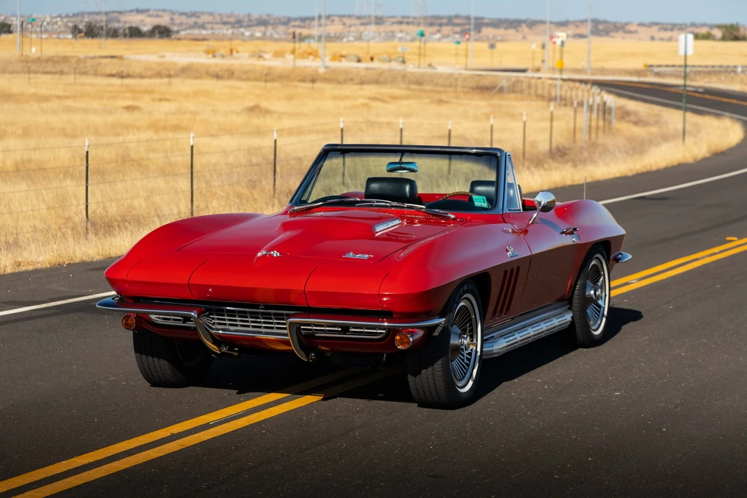 1966 Chevrolet Corvette C2 - Image 2 of 31