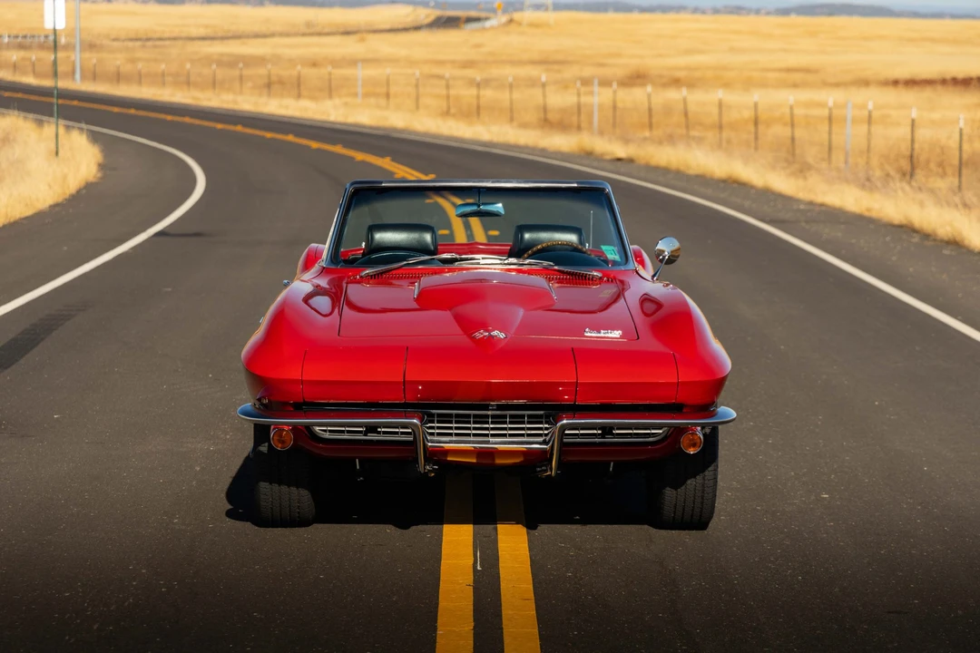 1966 Chevrolet Corvette C2 - Image 25 of 31