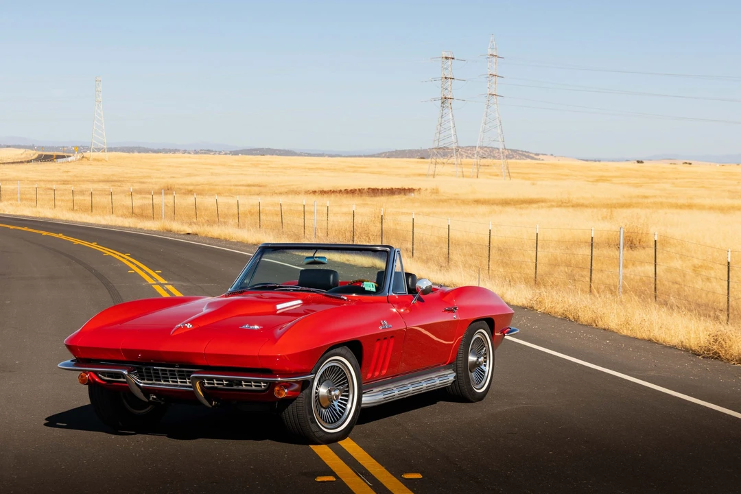 1966 Chevrolet Corvette C2 - Image 10 of 31