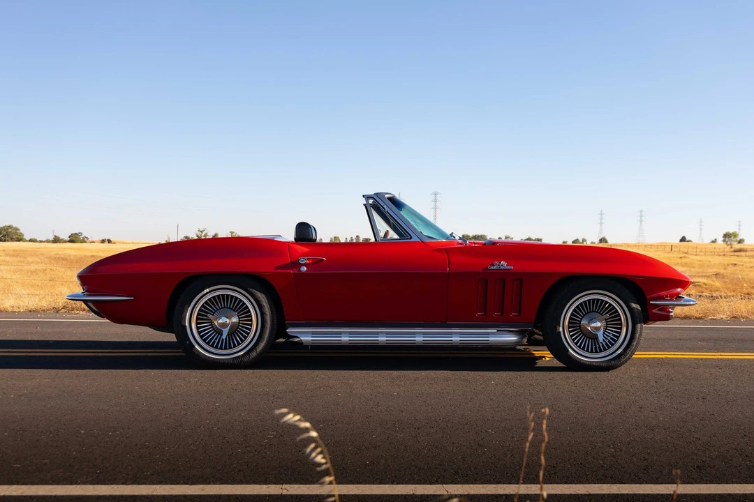 1966 Chevrolet Corvette C2 - Image 30 of 31