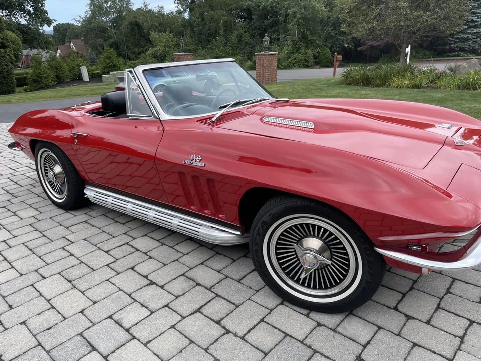 1966 Chevrolet Corvette C2 - Image 21 of 31