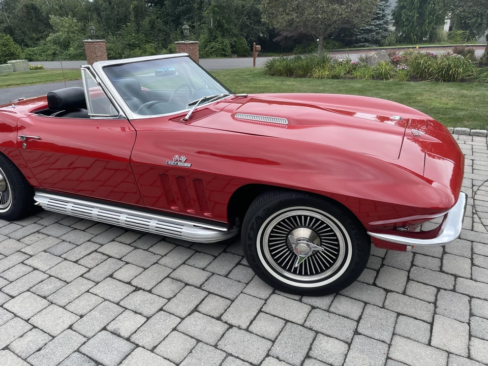 1966 Chevrolet Corvette C2 - Image 22 of 31