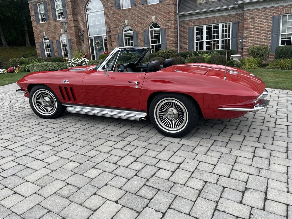 1966 Chevrolet Corvette C2 - Image 6 of 31