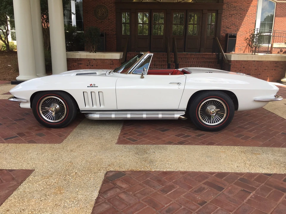 1966 Chevrolet Corvette C2 - Image 12 of 31