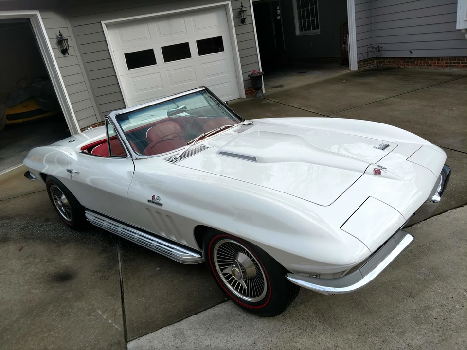 1966 Chevrolet Corvette C2 - Image 5 of 31