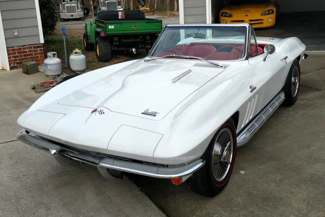 1966 Chevrolet Corvette C2 - Image 7 of 31