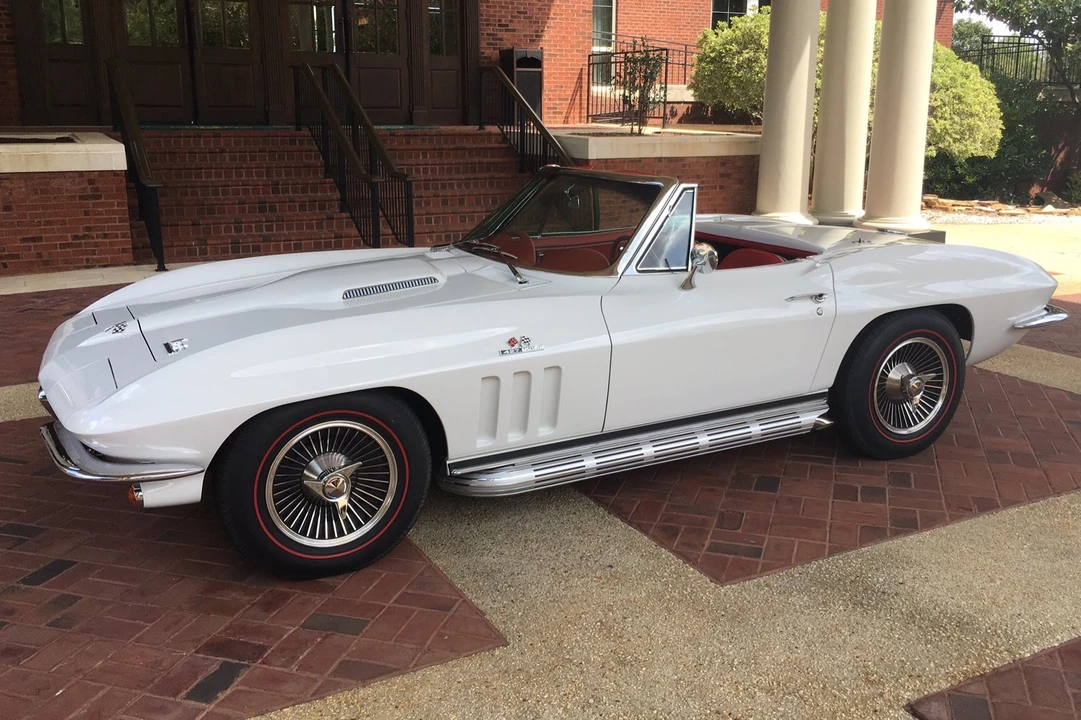 1966 Chevrolet Corvette C2 - Image 1 of 31